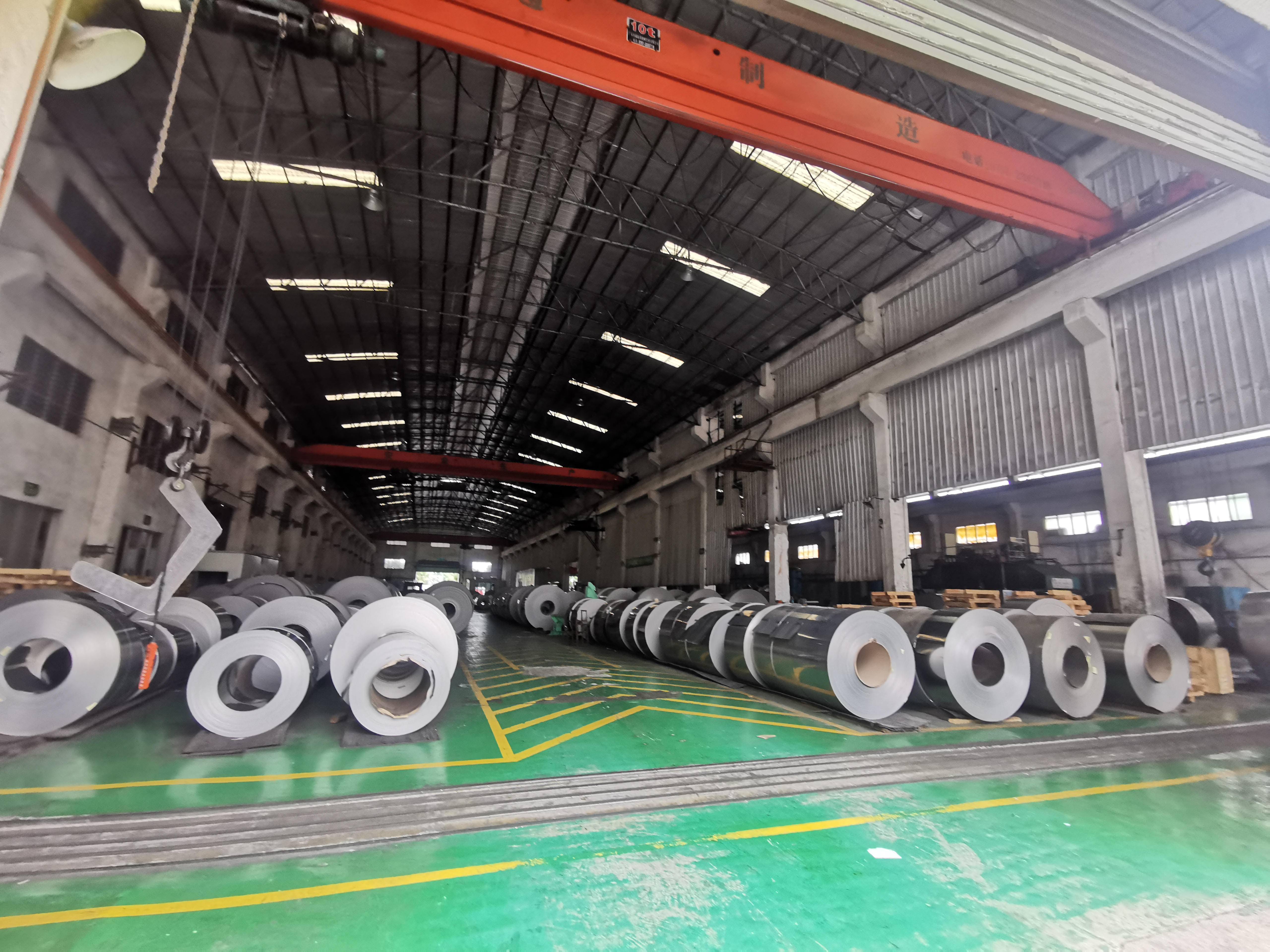 Manufacturing process of stainless steel