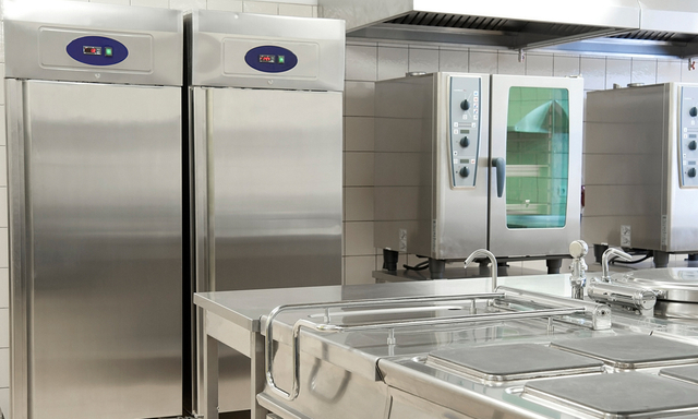 Stainless steel is uesd in refrigerator